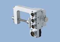 具備分接、短路功能的主夾