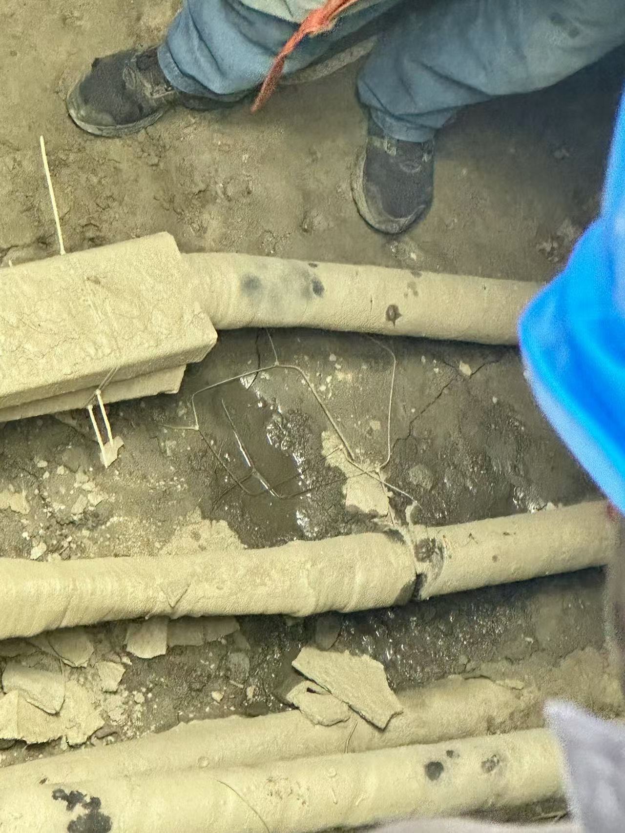 <a href='http://www.tianyi777.com/Ppzq/ersted.html'>電纜故障定位儀</a>