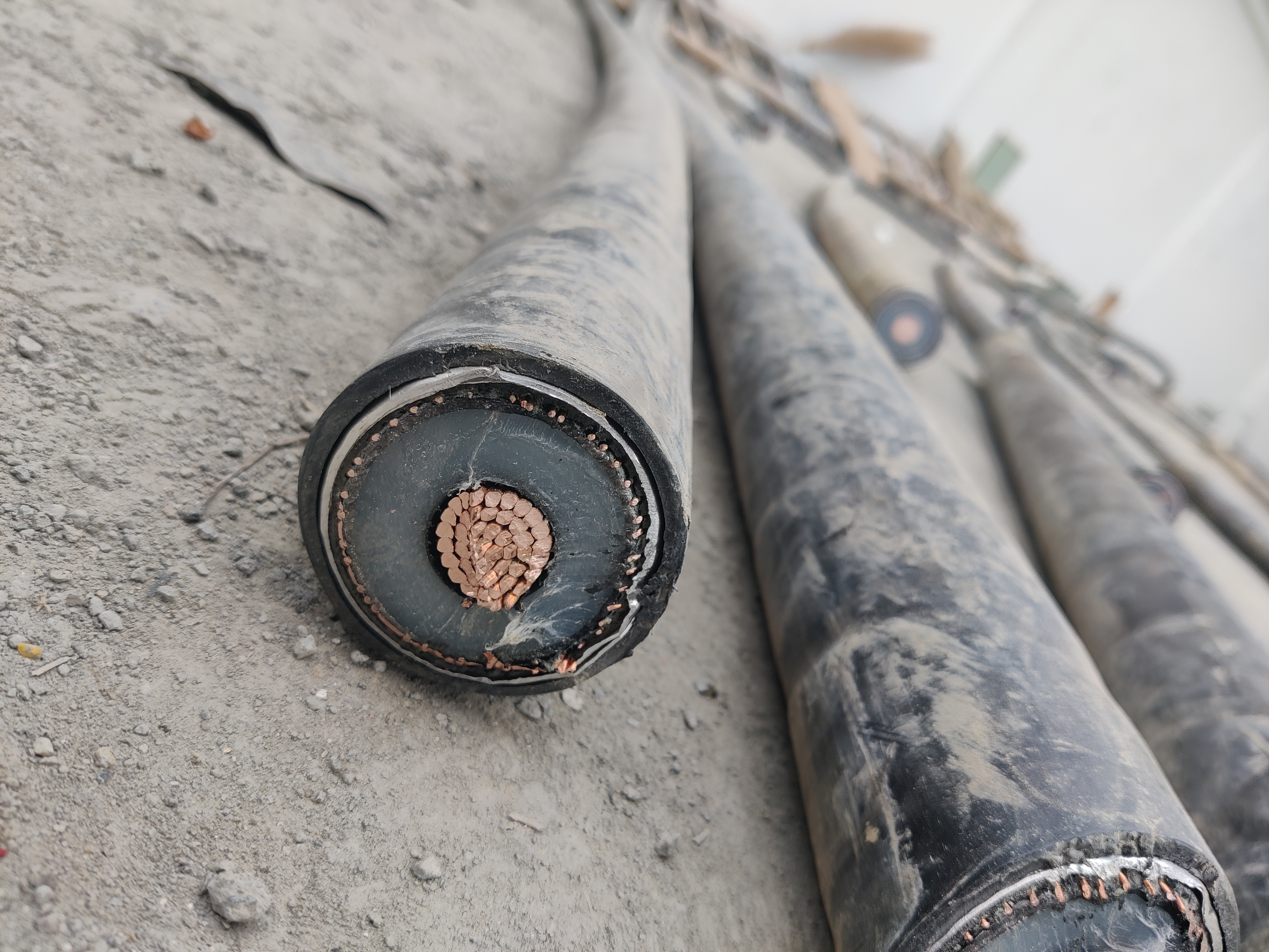 <a href='http://www.tianyi777.com/Ppzq/ersted.html'>電纜故障定位儀</a>