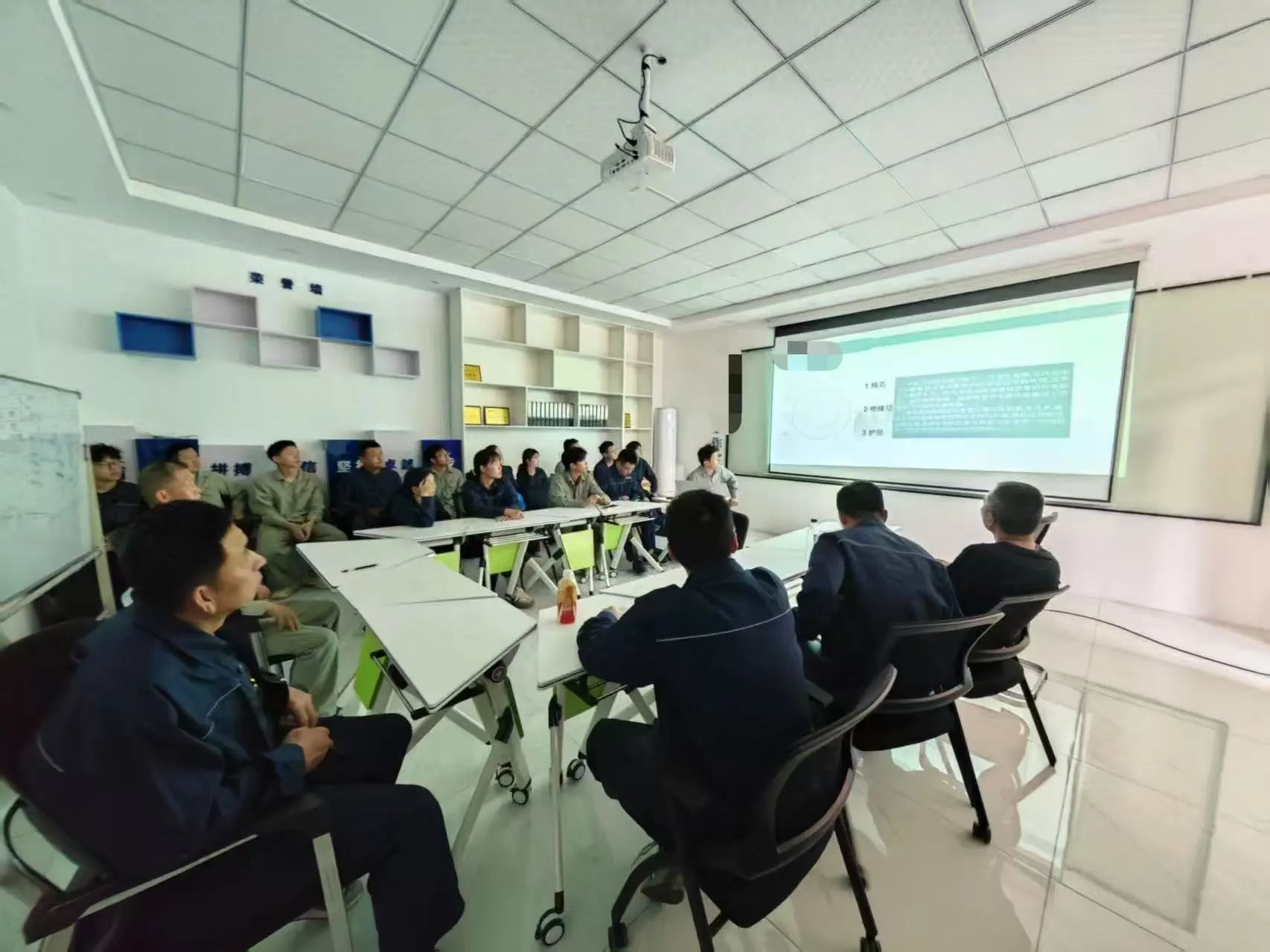 <a href='http://www.tianyi777.com/Ppzq/ersted.html'>電纜故障定位儀</a>檢測培訓(xùn)