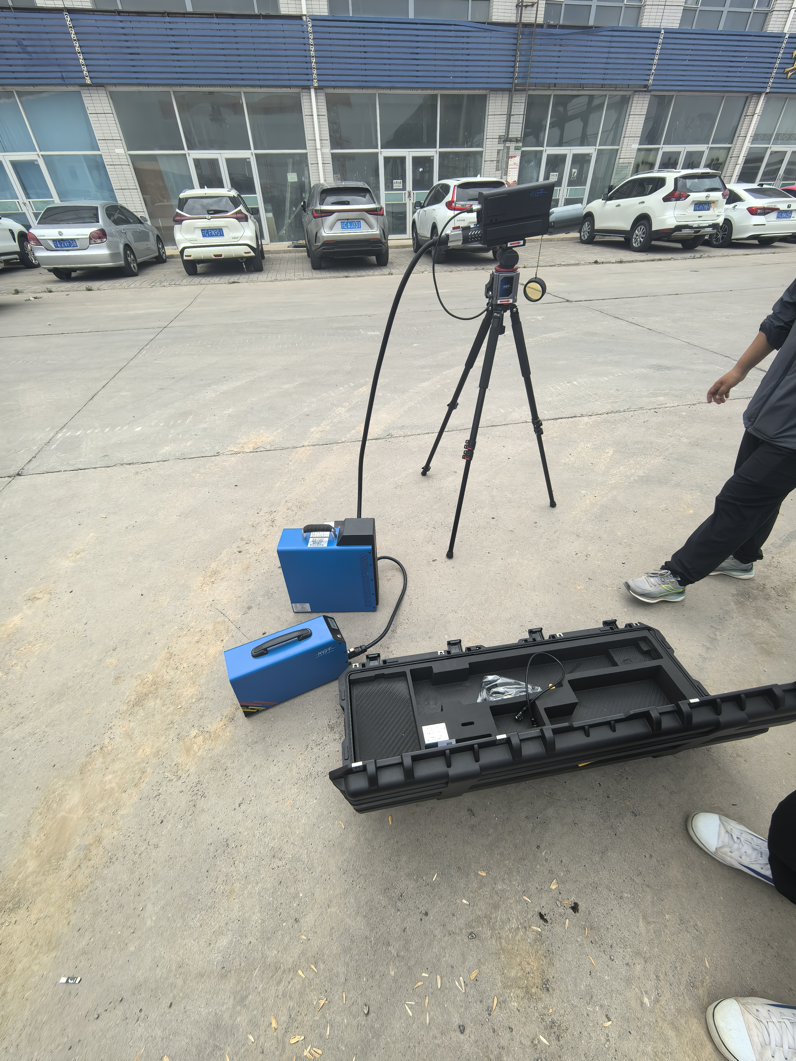 激光清障儀服務(wù)現(xiàn)場